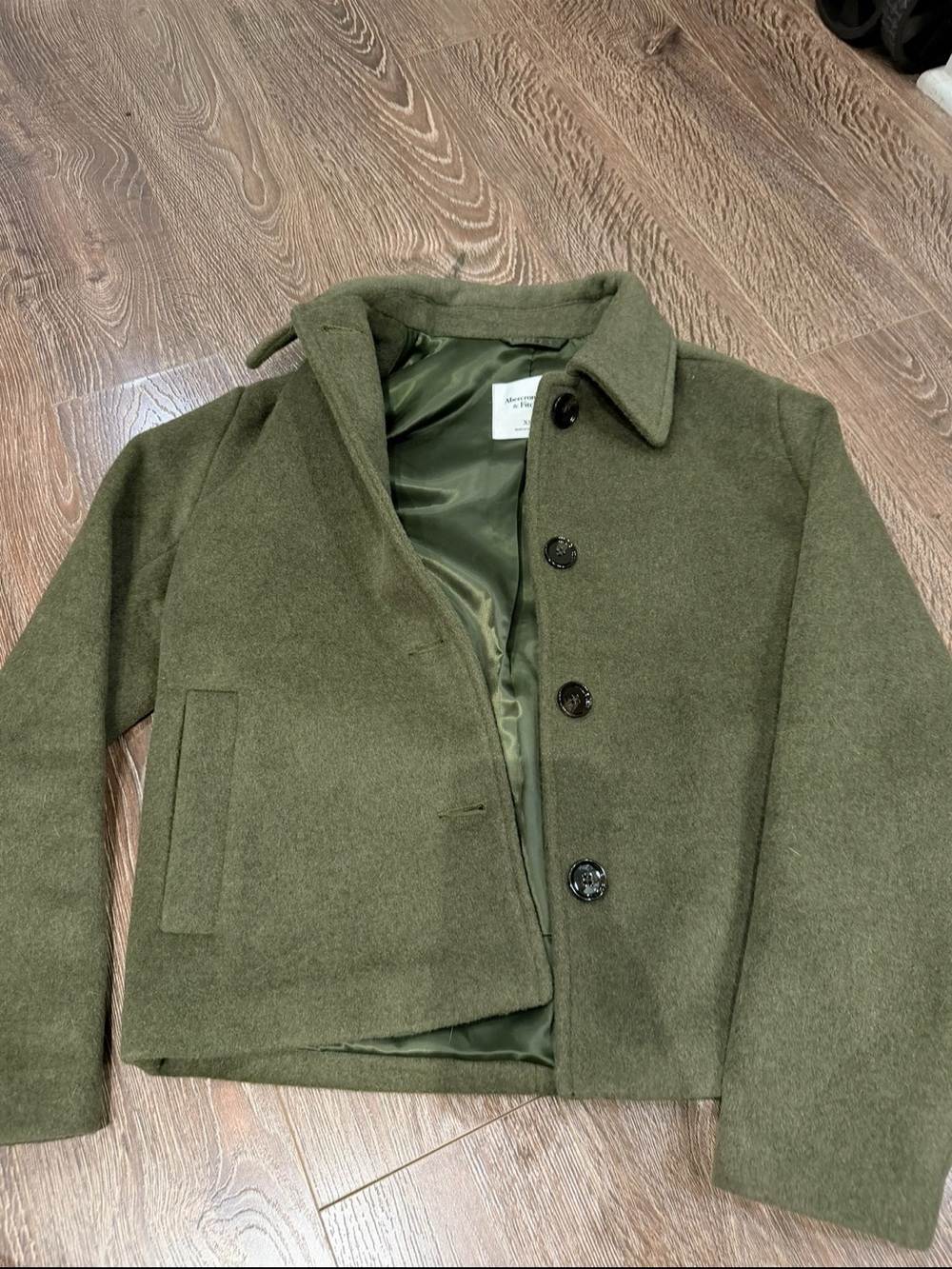 NWT abercrombie Cropped Olive Green Wool Button Jacket